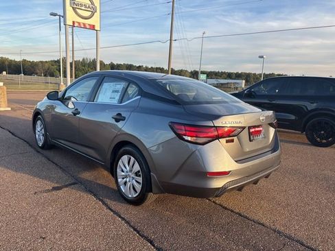 New 2025 Nissan Sentra S image 2