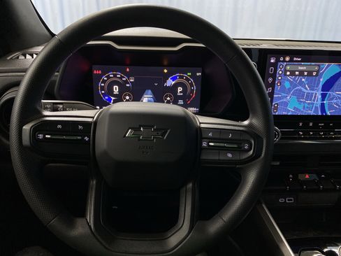 Used 2024 Chevrolet Colorado Trail Boss image 20