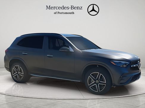 Used 2026 Mercedes-Benz GLC 300 4MATIC image 2