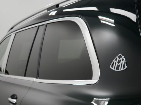 Used 2022 Mercedes-Benz Maybach GLS 600 4MATIC image 49