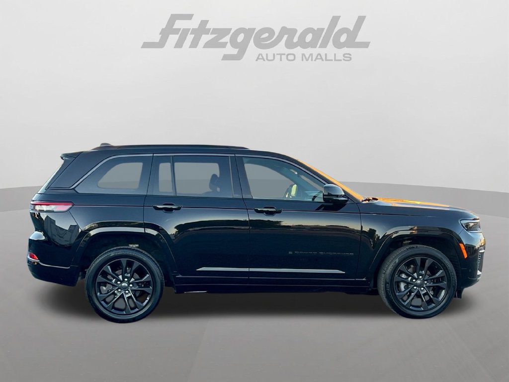 Used 2026 Jeep Grand Cherokee Limited AWD/4WD image 13