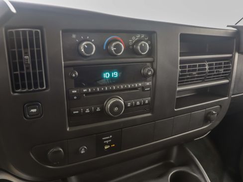 Used 2014 Chevrolet Express 3500 LT w/ LT Preferred Equipment Group RWD image 17