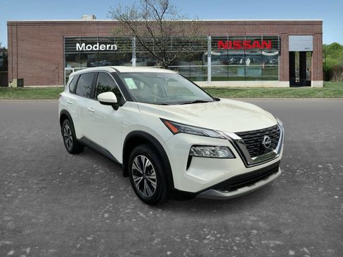 Certified 2023 Nissan Rogue SV image 6