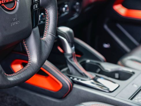 Used 2023 Nissan Frontier PRO-4X w/ Pro-4X Premium Package image 24