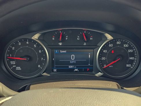 Used 2023 GMC Terrain SLE w/ Driver Convenience Package AWD/4WD image 16