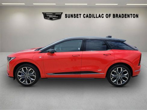 New 2026 Cadillac Optiq V AWD/4WD image 7