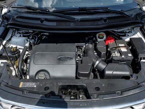 Used 2017 Ford Explorer XLT w/ Equipment Group 202A image 56