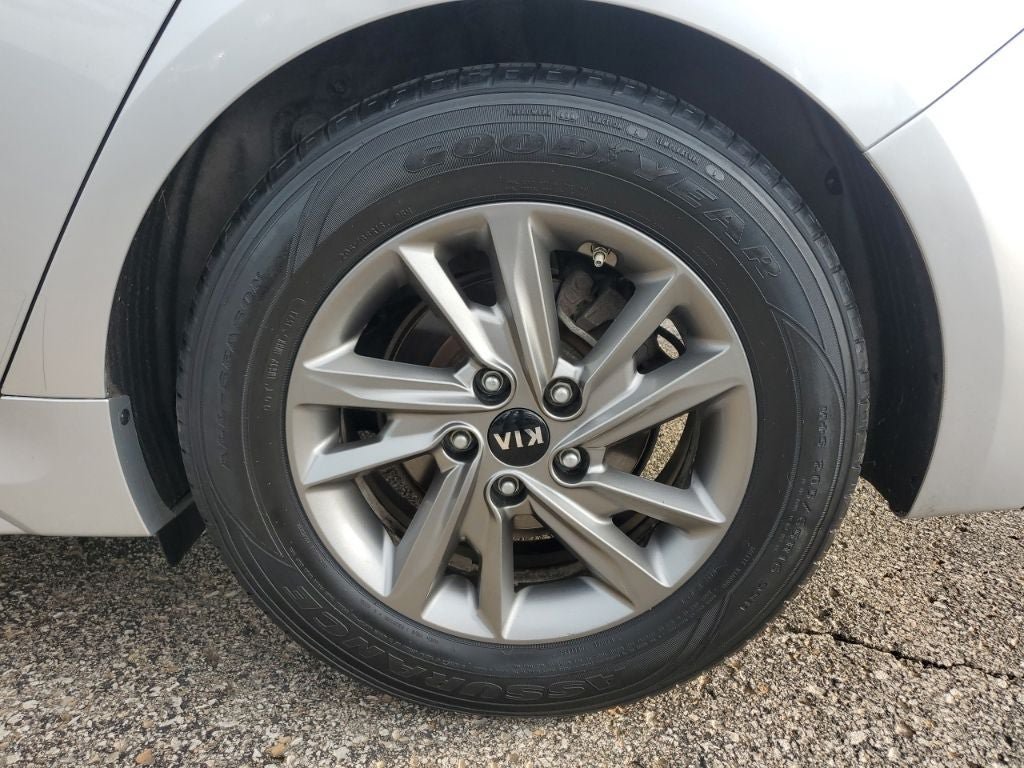 Used 2019 Kia Optima LX FWD image 14