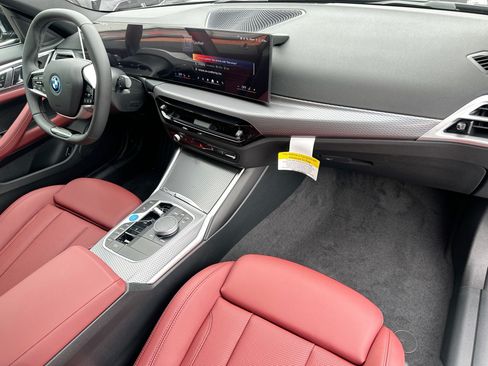 Certified 2025 BMW i4 eDrive40 RWD image 24
