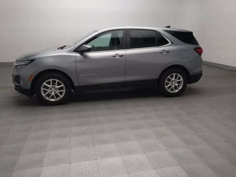 Used 2024 Chevrolet Equinox LT FWD image 2