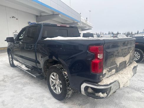 Used 2022 Chevrolet Silverado 1500 LT w/ Diesel Off-Road Package image 3