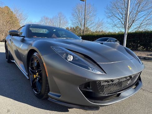 Used 2021 Ferrari 812 GTS image 85