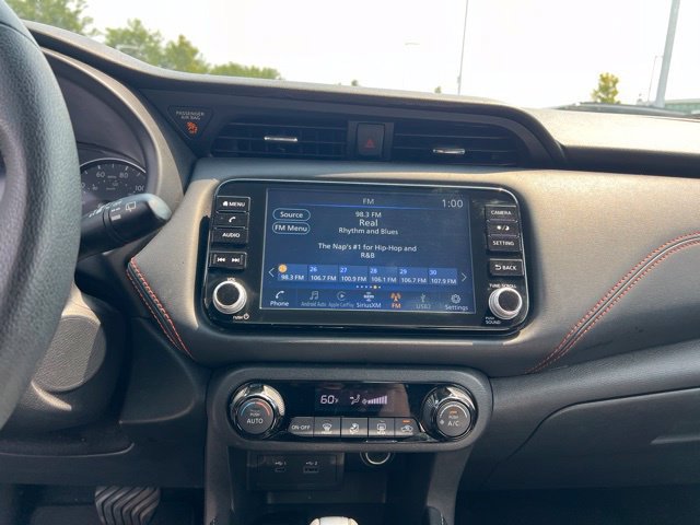 Used 2024 Nissan Kicks SR FWD image 15