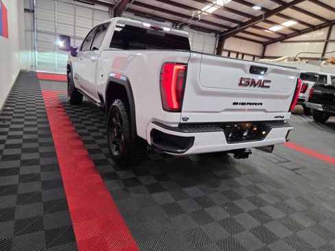 Used 2024 GMC Sierra 2500 AT4 w/ AT4 Premium Plus Package AWD/4WD image 28