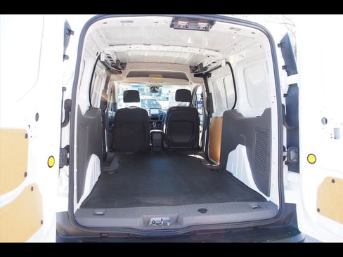Used 2021 Ford Transit Connect XLT image 5