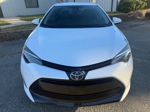 Used 2019 Toyota Corolla LE image 8