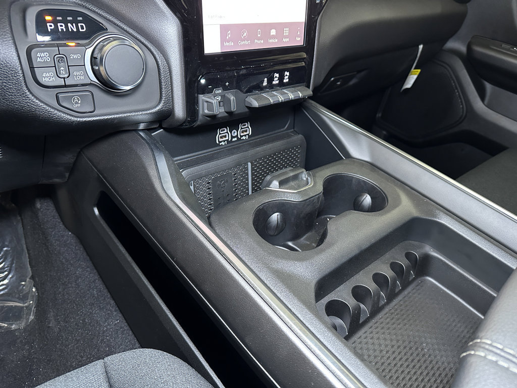 New 2026 RAM 1500 Big Horn AWD/4WD image 30