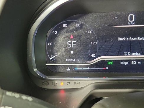 Used 2023 GMC Yukon SLT w/ SLT Luxury Package image 25