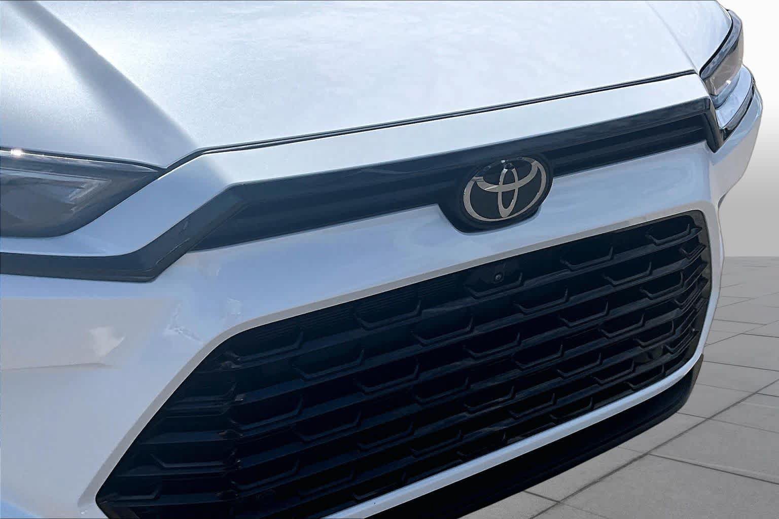 Certified 2025 Toyota Grand Highlander AWD Hybrid image 29