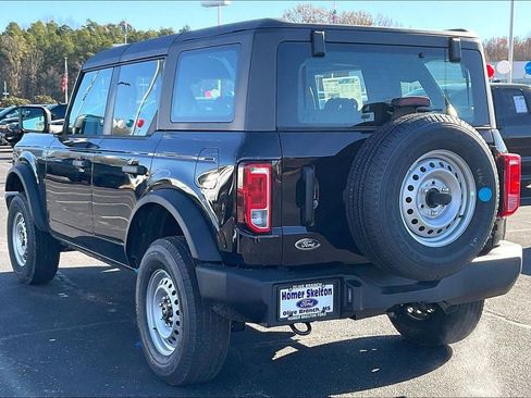 New 2025 Ford Bronco 4-Door image 3