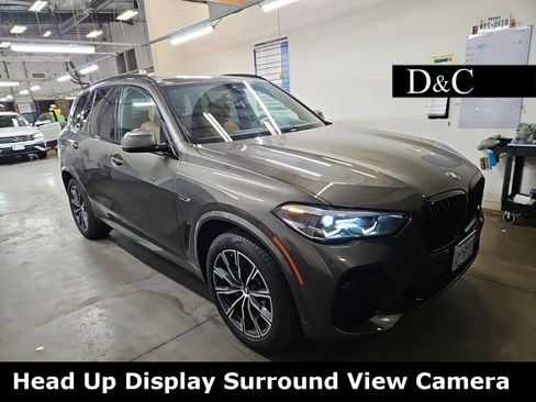 Used 2023 BMW X5 xDrive45e w/ M Sport Package image 1