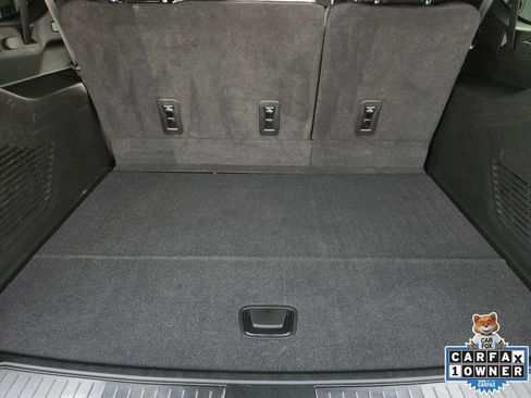 Used 2022 GMC Yukon XL Denali w/ Denali Premium Package image 40