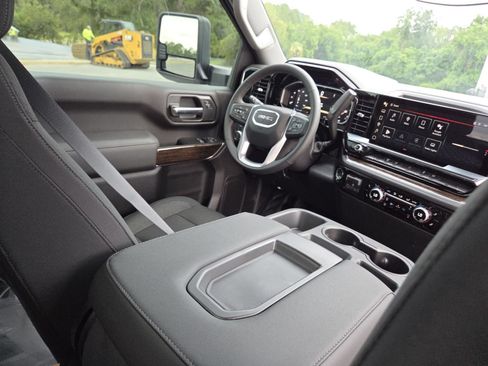 New 2026 GMC Sierra 3500 SLE w/ SLE Convenience Package AWD/4WD image 19
