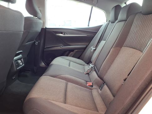 Used 2025 Toyota Camry LE FWD image 20