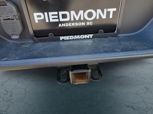 Used 2023 Jeep Gladiator Sport image 14