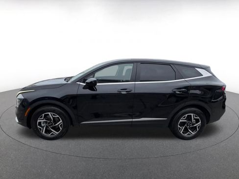 Used 2025 Kia Sportage LX FWD image 10