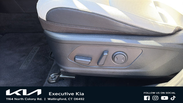 Certified 2023 Kia Sportage EX AWD/4WD image 11