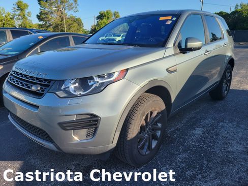 Used 2018 Land Rover Discovery Sport SE AWD/4WD image 1