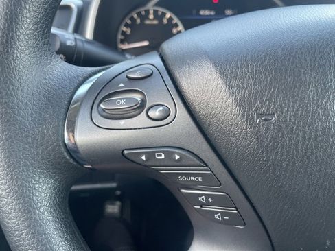 Used 2020 Nissan Murano S image 19