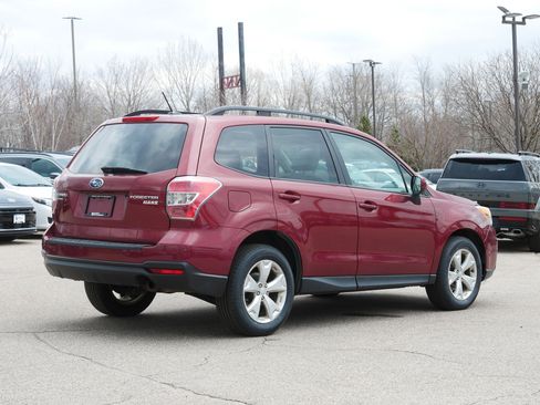 Used 2015 Subaru Forester 2.5i Premium AWD/4WD image 6