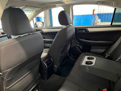 Used 2016 Subaru Legacy 2.5i Premium w/ Moonroof Package AWD/4WD image 17