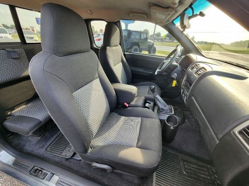 Used 2010 GMC Canyon SLE RWD image 31