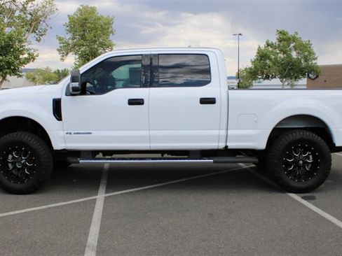 Used 2019 Ford F250 XLT w/ Snow Plow Prep Package AWD/4WD image 12