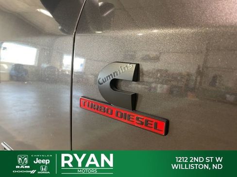 New 2026 RAM 2500 Big Horn AWD/4WD image 12