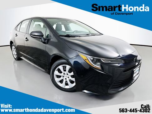 Used 2023 Toyota Corolla LE image 1