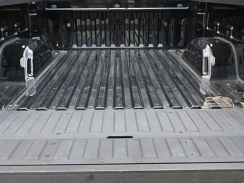 Used 2024 GMC Sierra 1500 Elevation image 19