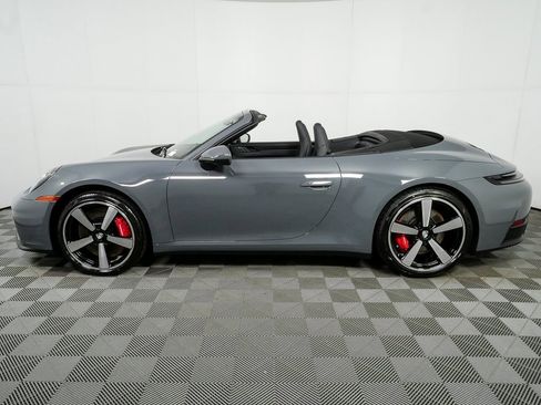 New 2026 Porsche 911 Carrera 4S image 36
