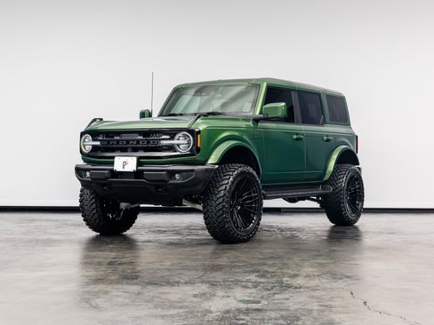 Used 2025 Ford Bronco Outer Banks AWD/4WD image 7