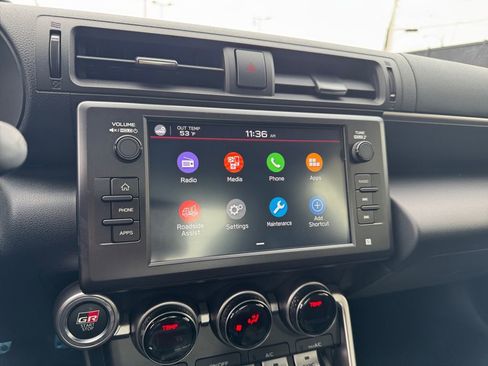 Used 2025 Toyota GR86 Premium image 27