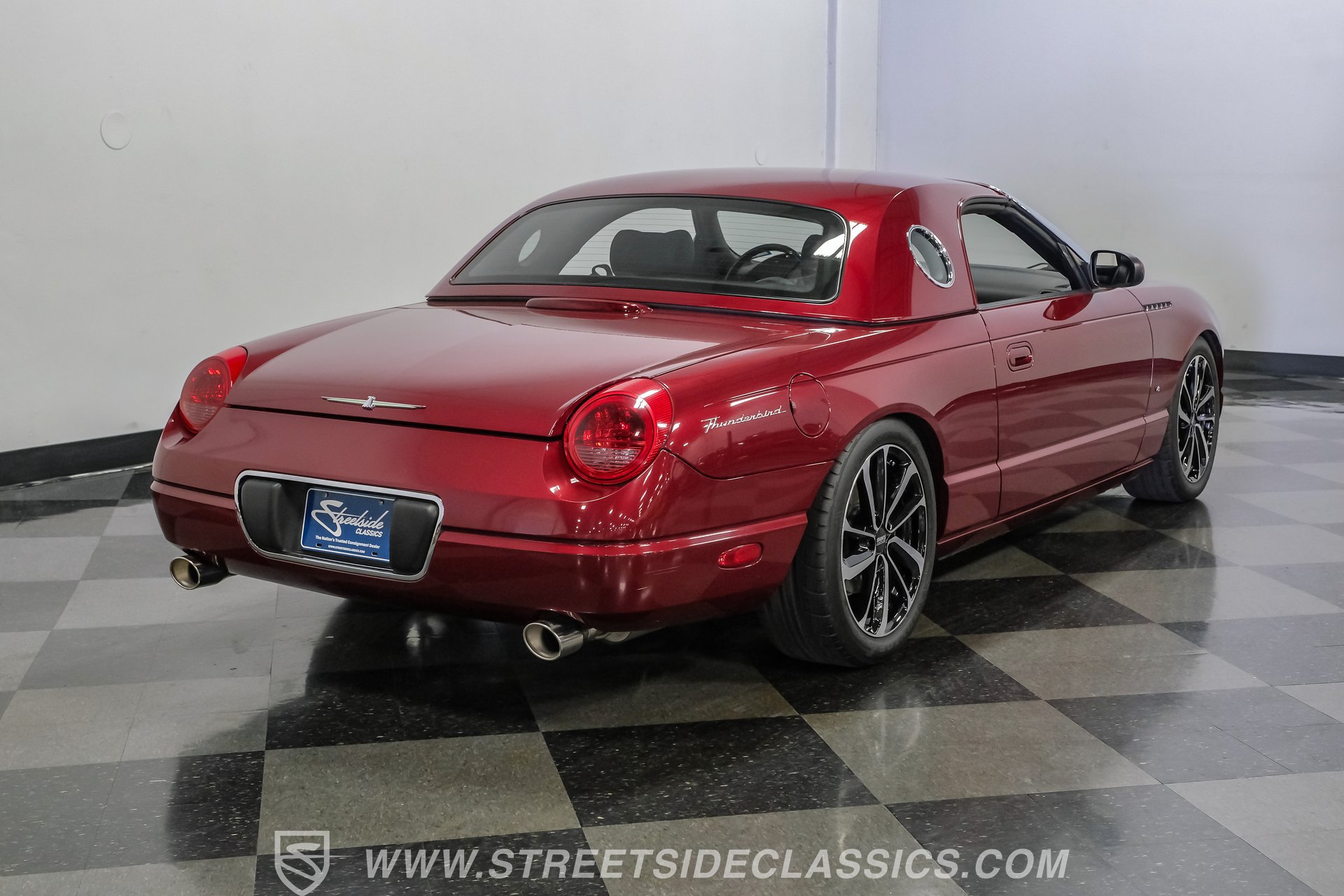 Used 2004 Ford Thunderbird RWD image 29