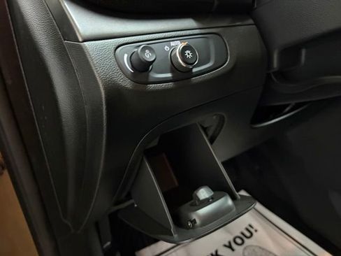 Used 2017 Buick Encore Preferred AWD/4WD image 32