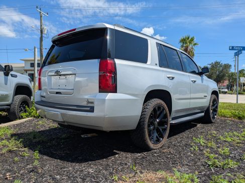 Used 2018 Chevrolet Tahoe LT RWD image 4