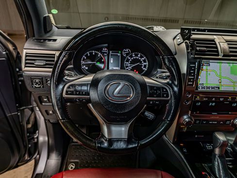 Used 2020 Lexus GX 460 Premium w/ Premium Package AWD/4WD image 15