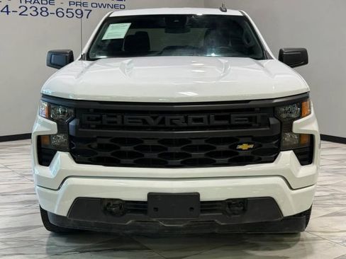 Used 2023 Chevrolet Silverado 1500 Custom RWD image 3