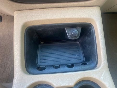 Used 2006 Ford Expedition Eddie Bauer image 48