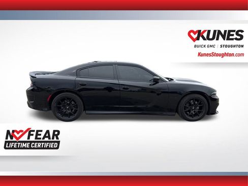 Used 2022 Dodge Charger R/T w/ Performance Handling Group image 14